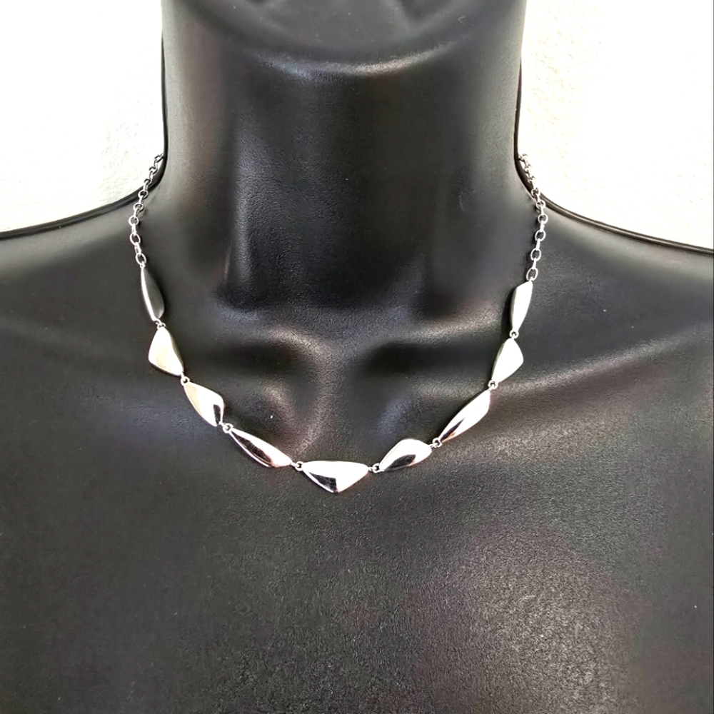 Kendra Scott Kira Necklace Silver